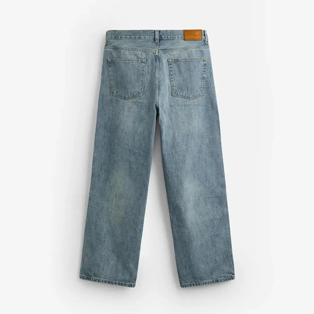 Straight-Leg Jeans - Image 2